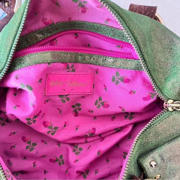 Vintage Y2K Betsey Johnson Metallic Green Leather Studded Cargo Bag - Picture 13 of 16